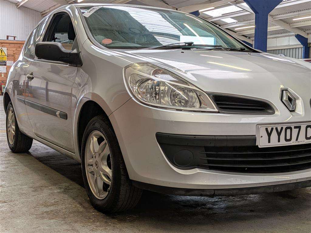 <p>2007 RENAULT CLIO EXTREME</p>