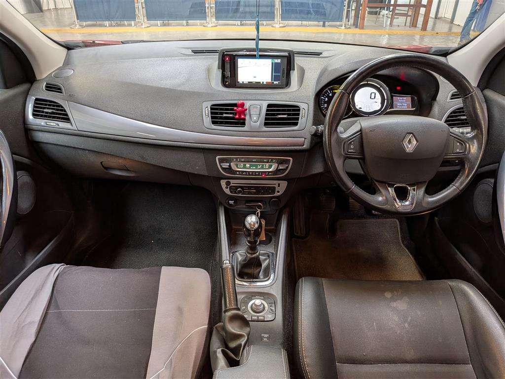 <p>2016 RENAULT MEGANE DYNAMIQUE NAV DCI</p>