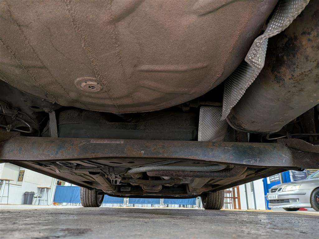 <p>2010 FORD FIESTA TITANIUM</p>