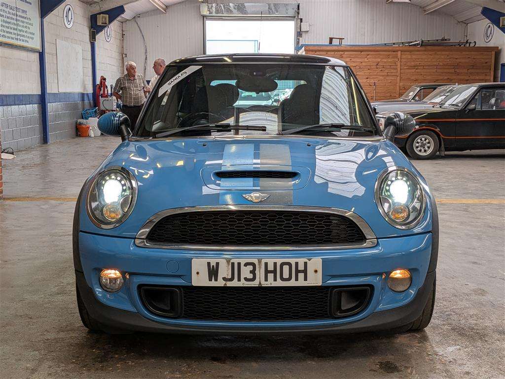<p>2013 MINI COOPER SD BAYSWATER</p>
