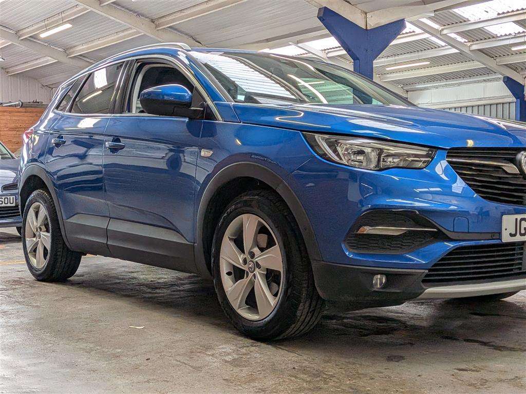 <p>2018 VAUXHALL GRANDLAND X TECH LINE NAV</p>