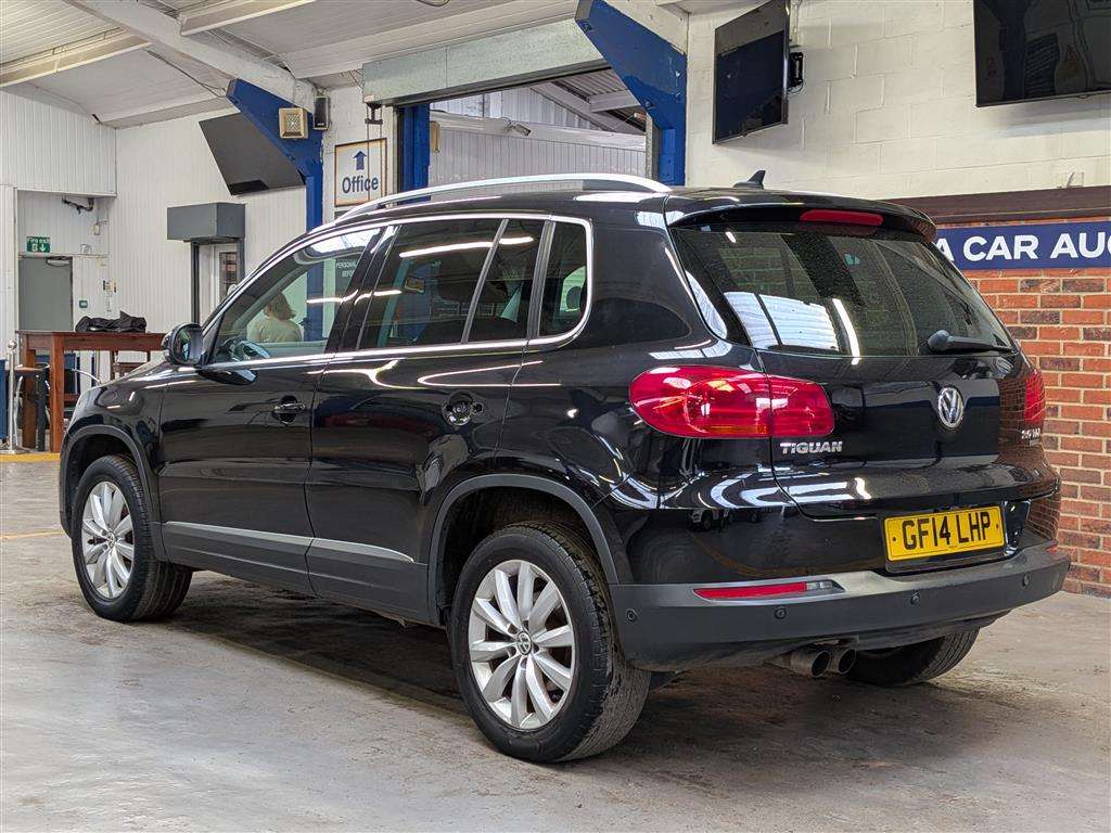 <p>2014 VOLKSWAGEN TIGUAN MATCH TDI BMT 4MOT</p>