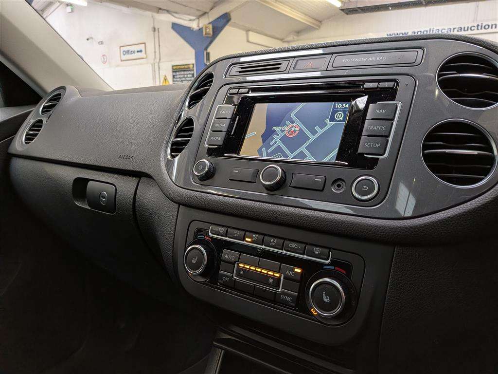 <p>2014 VOLKSWAGEN TIGUAN MATCH TDI BMT 4MOT</p>