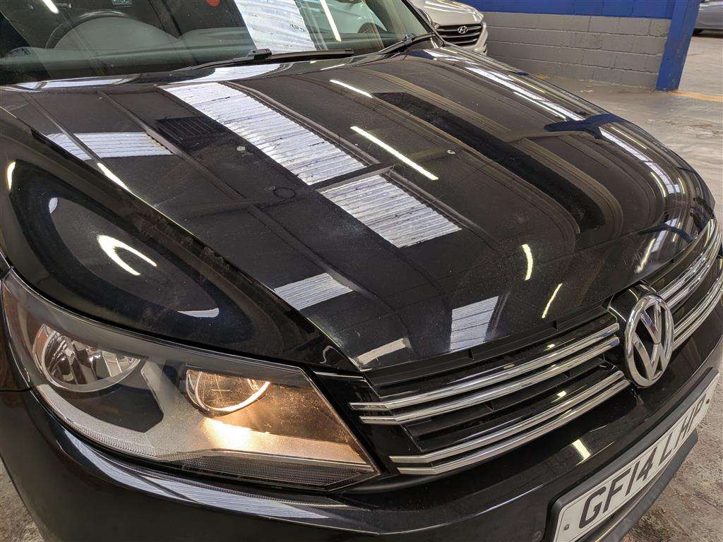 <p>2014 VOLKSWAGEN TIGUAN MATCH TDI BMT 4MOT</p>