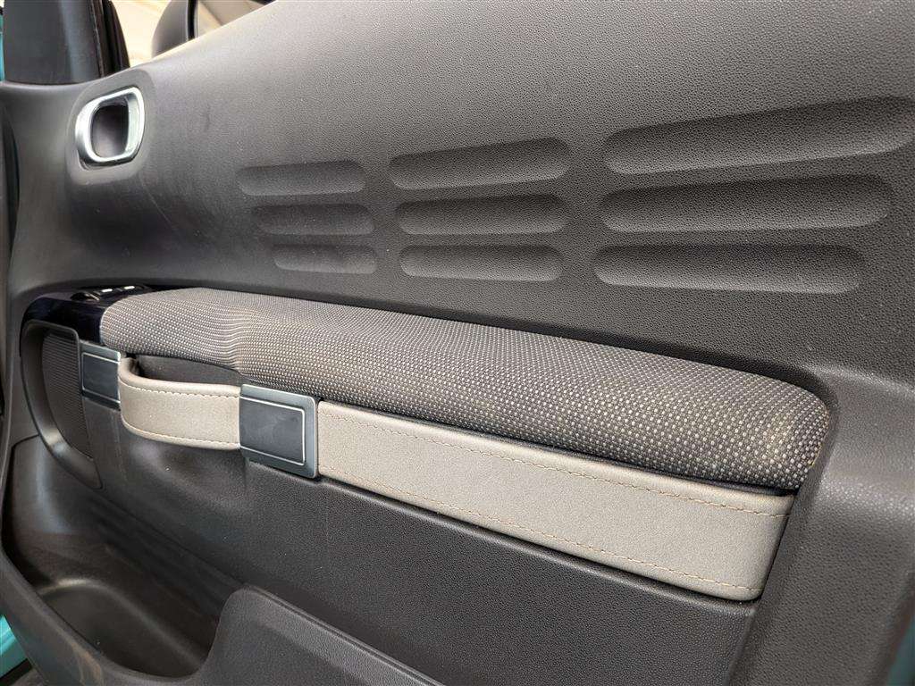 <p>2014 CITROEN C4 CACTUS FLAIR PURETECH</p>