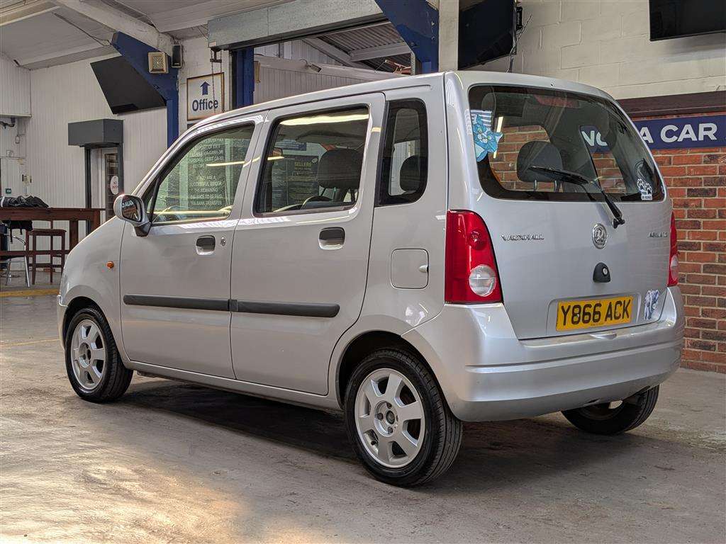 <p>2001 VAUXHALL AGILA</p>