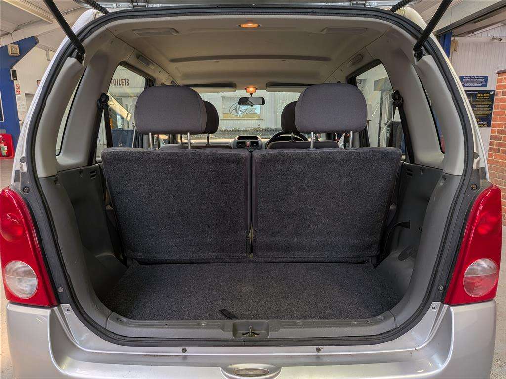 <p>2001 VAUXHALL AGILA</p>