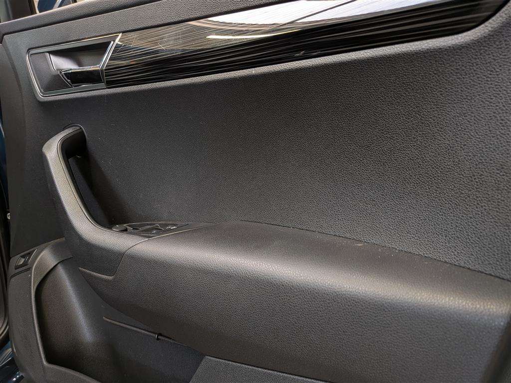 <p>2020 SKODA KAROQ SE L TDI S-A</p>