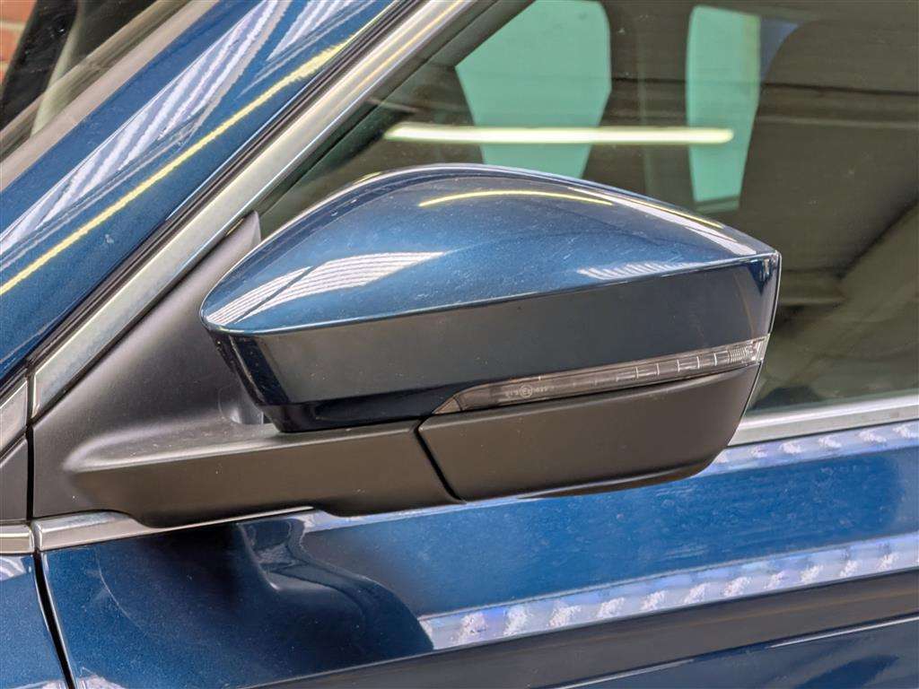 <p>2020 SKODA KAROQ SE L TDI S-A</p>