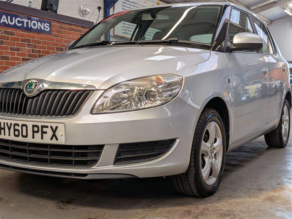 <p>2010 SKODA FABIA SE TSI</p>