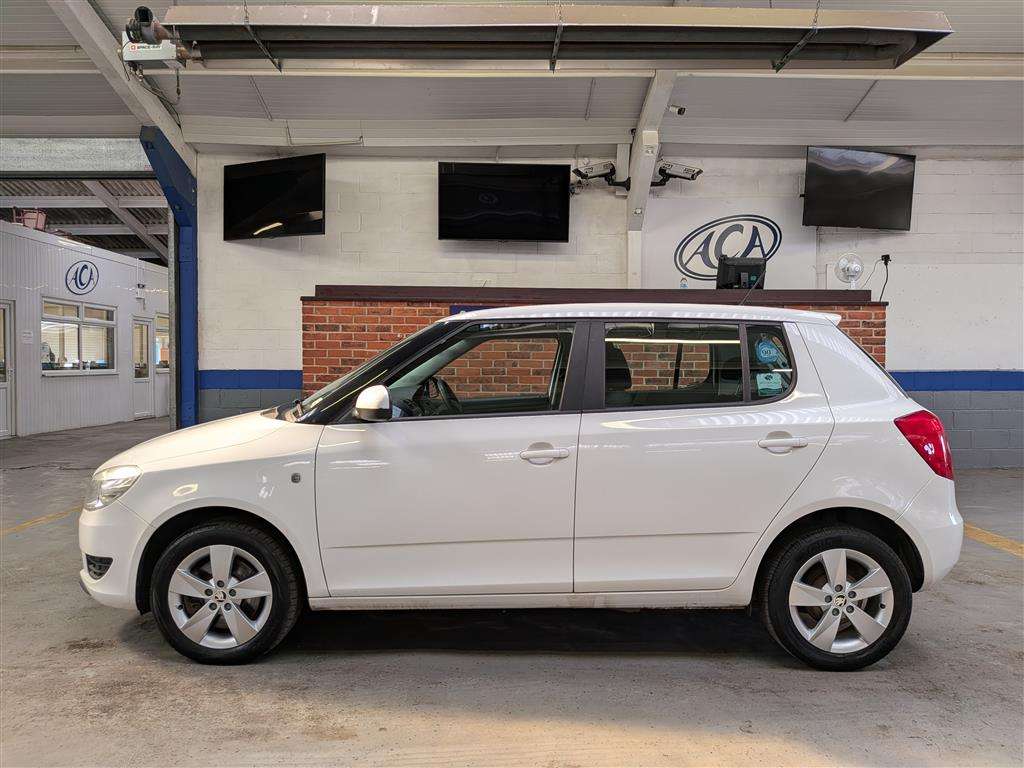 <p>2014 SKODA FABIA SE TSI S-A</p>