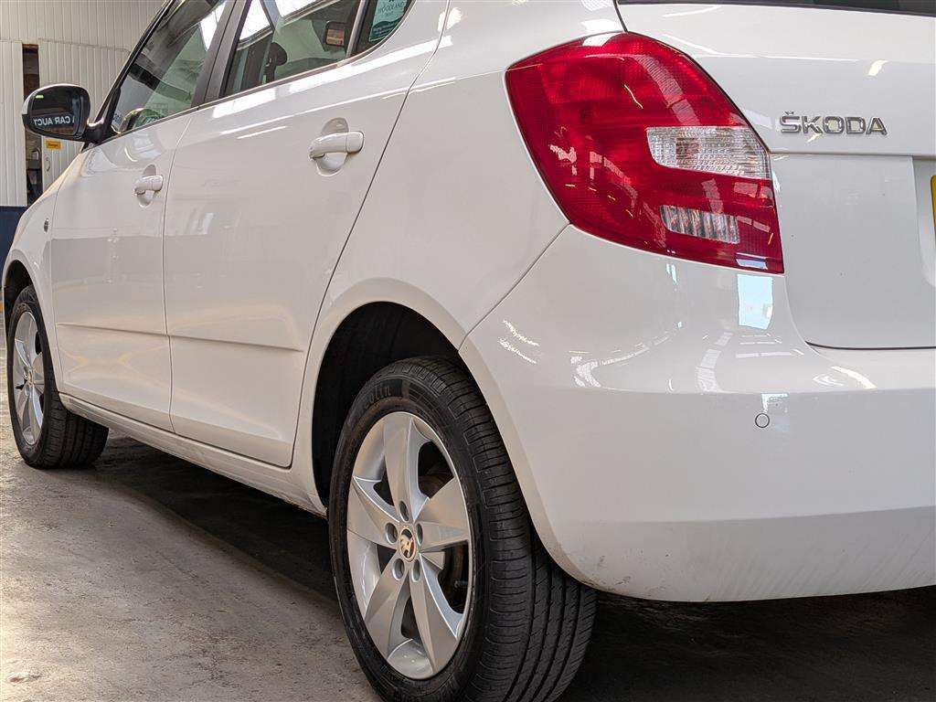 <p>2014 SKODA FABIA SE TSI S-A</p>