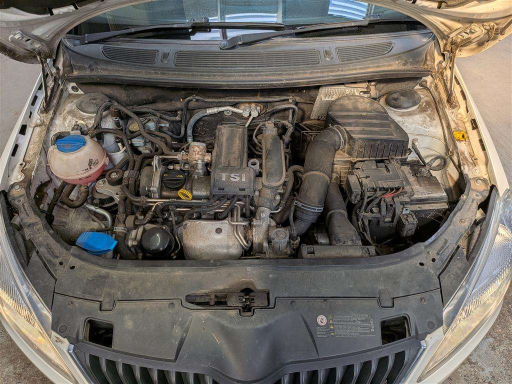 <p>2014 SKODA FABIA SE TSI S-A</p>