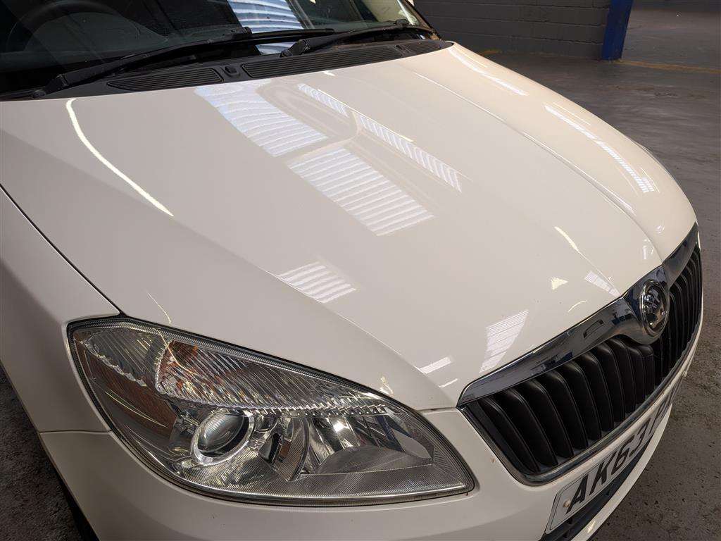 <p>2014 SKODA FABIA SE TSI S-A</p>
