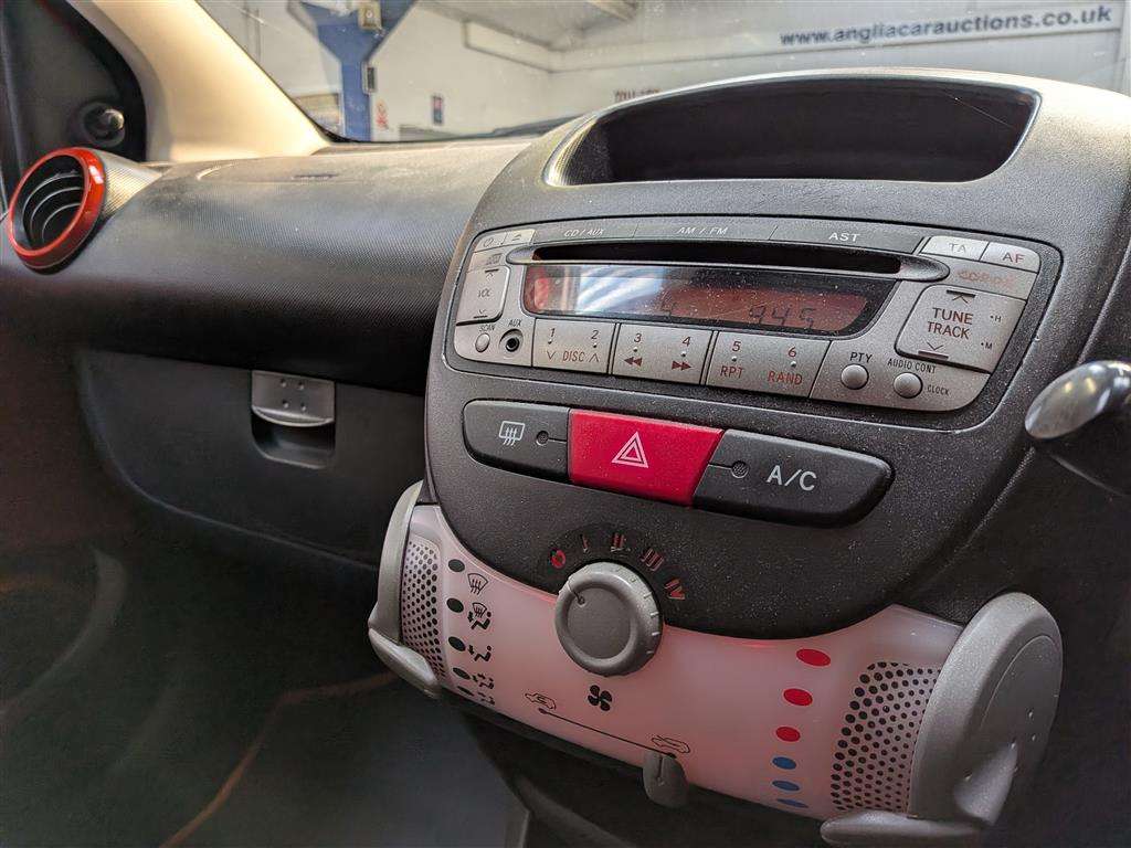 <p>2013 TOYOTA AYGO VVT-I FIRE AC</p>