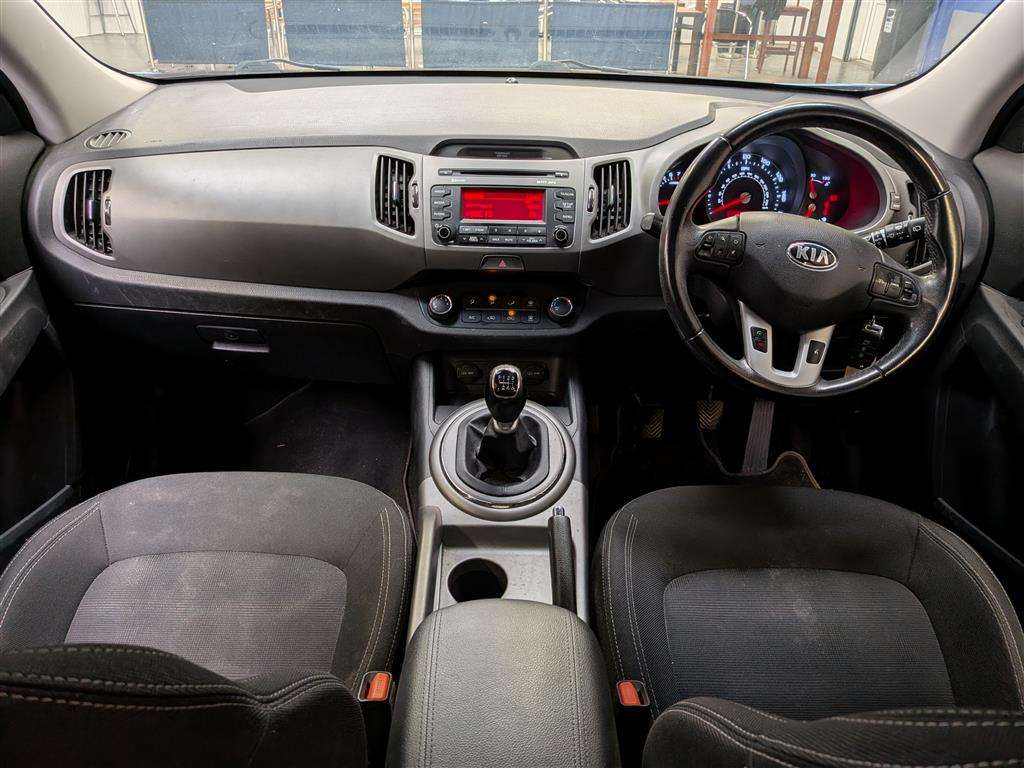 <p>2014 KIA SPORTAGE 1</p>