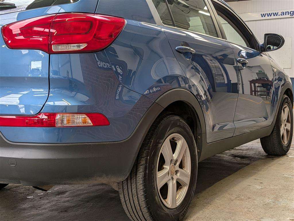 <p>2014 KIA SPORTAGE 1</p>