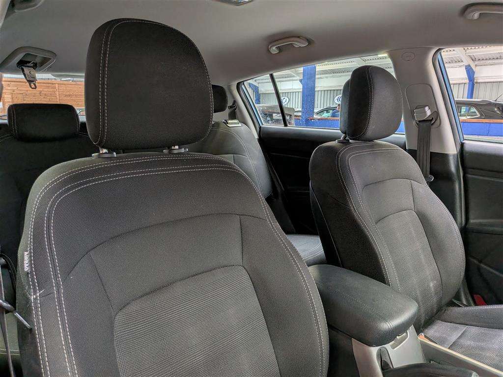 <p>2014 KIA SPORTAGE 1</p>