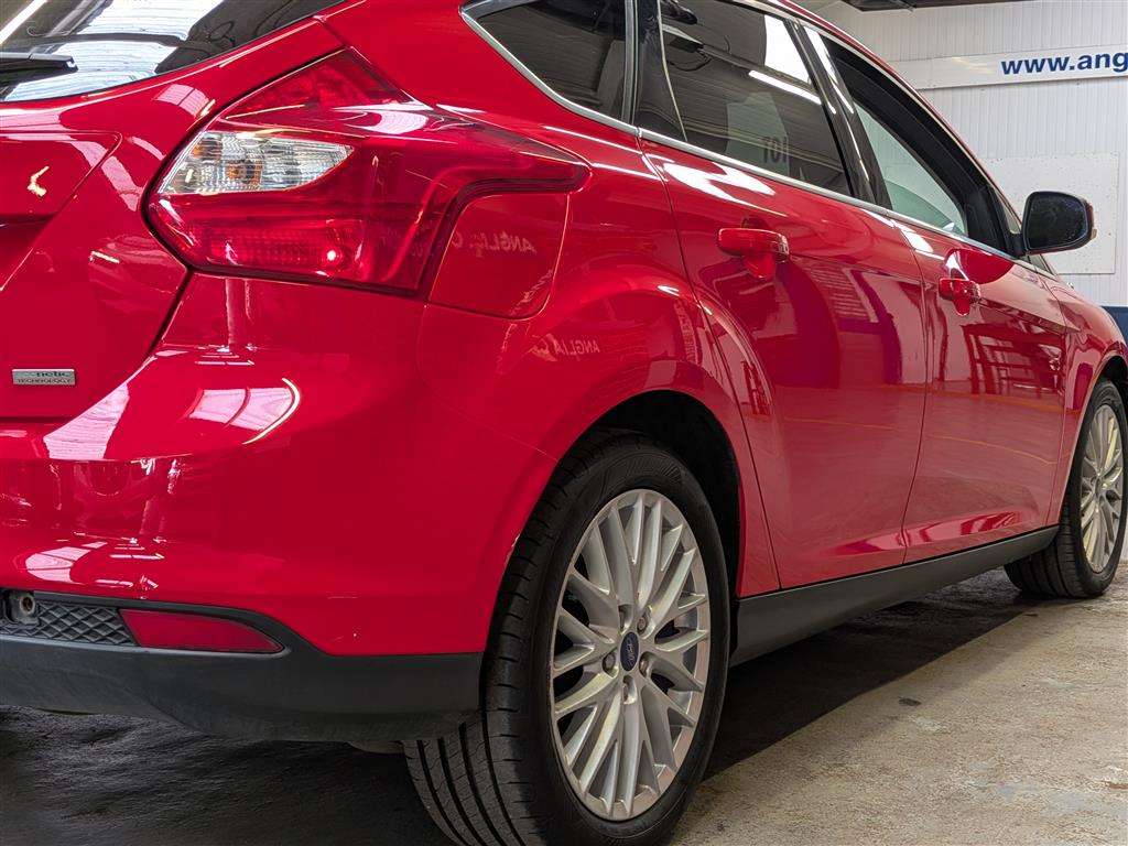 <p>2013 FORD FOCUS ZETEC TURBO</p>