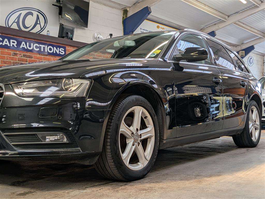 <p>2013 AUDI A4 SE TFSI QUATTRO AUTO</p>