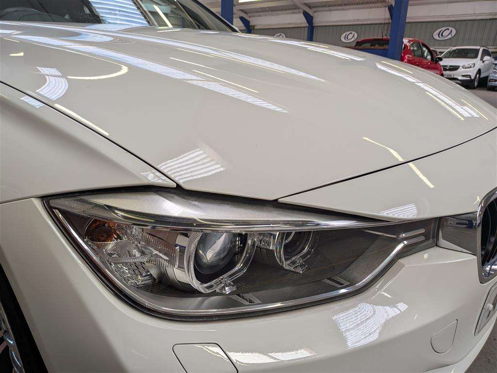 <p>2014 BMW 320</p>