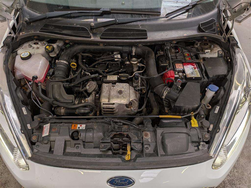 <p>2013 FORD FIESTA TITANIUM</p>