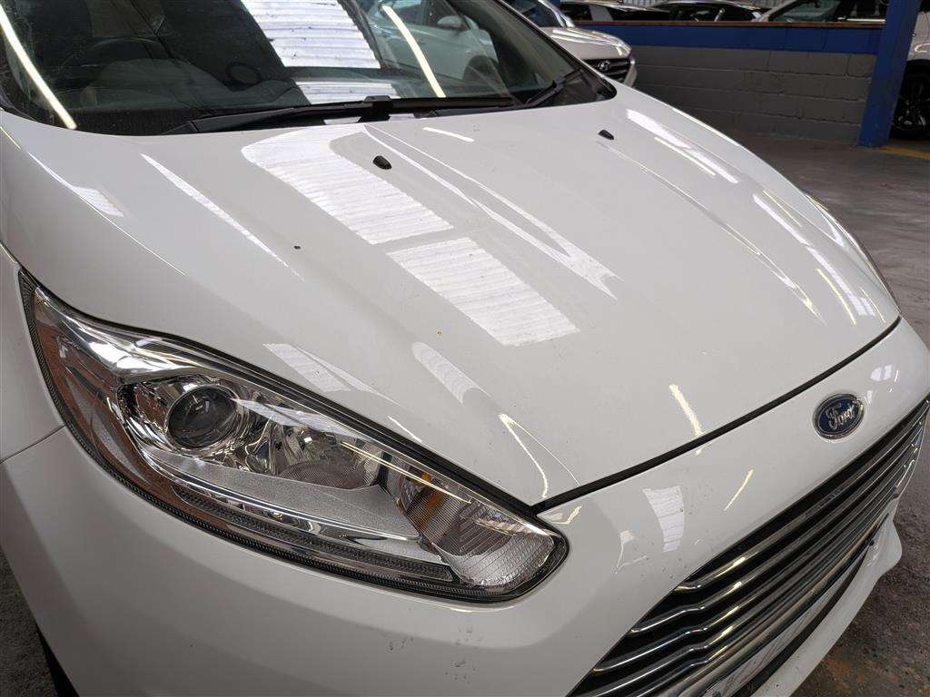 <p>2013 FORD FIESTA TITANIUM</p>