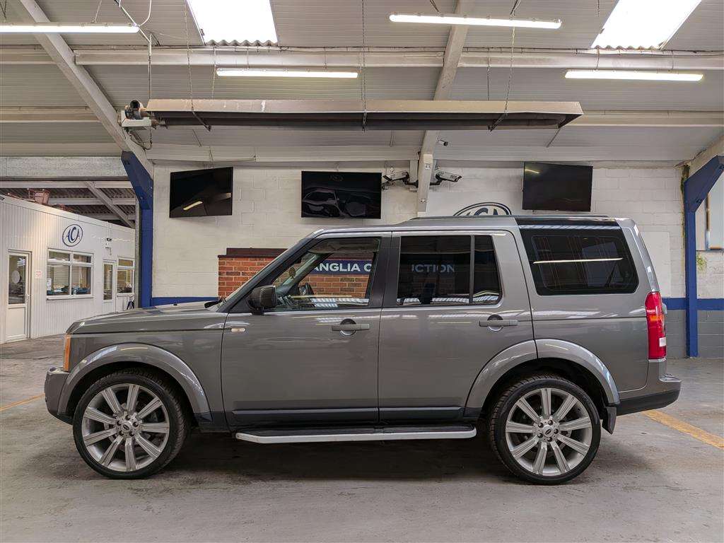 <p>2009 LAND ROVER DISCOVERY TDV6 HSE A</p>