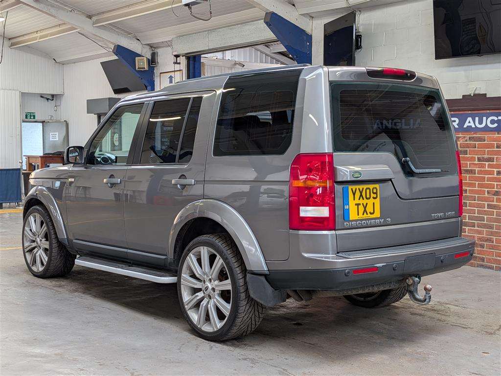 <p>2009 LAND ROVER DISCOVERY TDV6 HSE A</p>