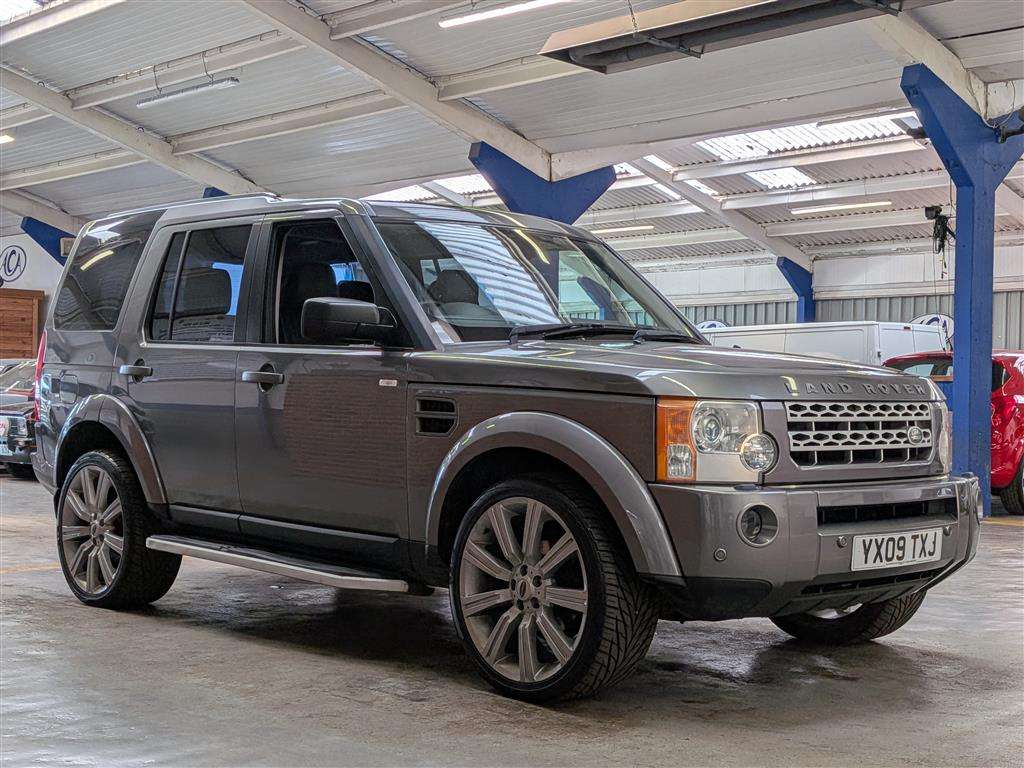 <p>2009 LAND ROVER DISCOVERY TDV6 HSE A</p>