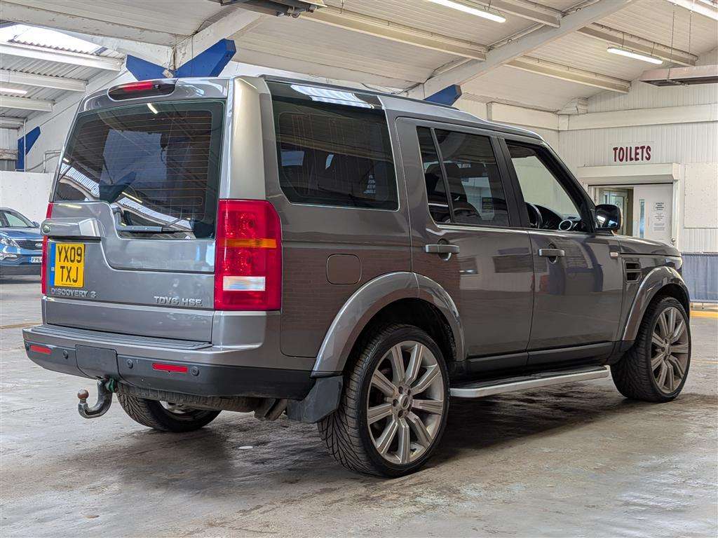 <p>2009 LAND ROVER DISCOVERY TDV6 HSE A</p>