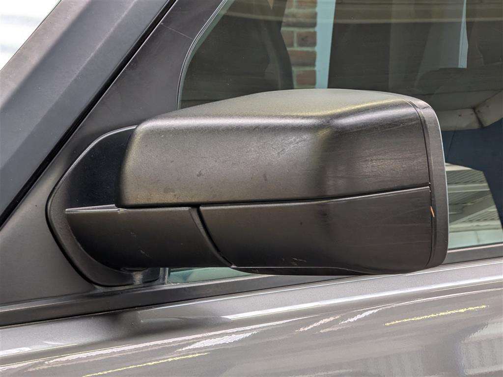 <p>2009 LAND ROVER DISCOVERY TDV6 HSE A</p>