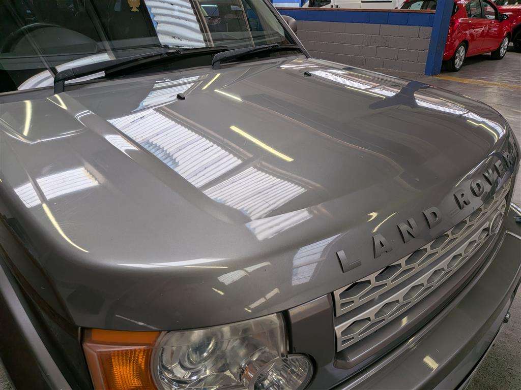 <p>2009 LAND ROVER DISCOVERY TDV6 HSE A</p>