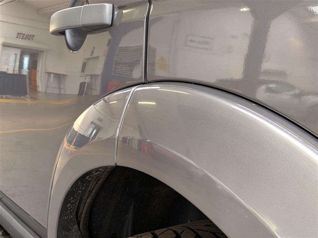 <p>2009 LAND ROVER DISCOVERY TDV6 HSE A</p>