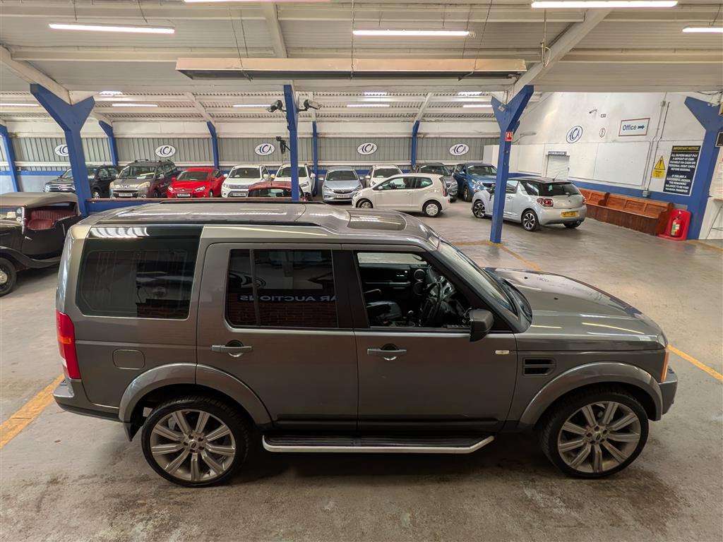 <p>2009 LAND ROVER DISCOVERY TDV6 HSE A</p>