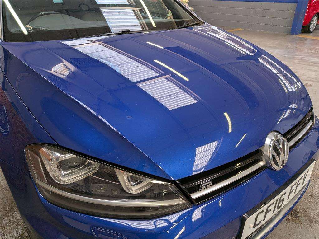 <p>2016 VOLKSWAGEN GOLF R DSG</p>