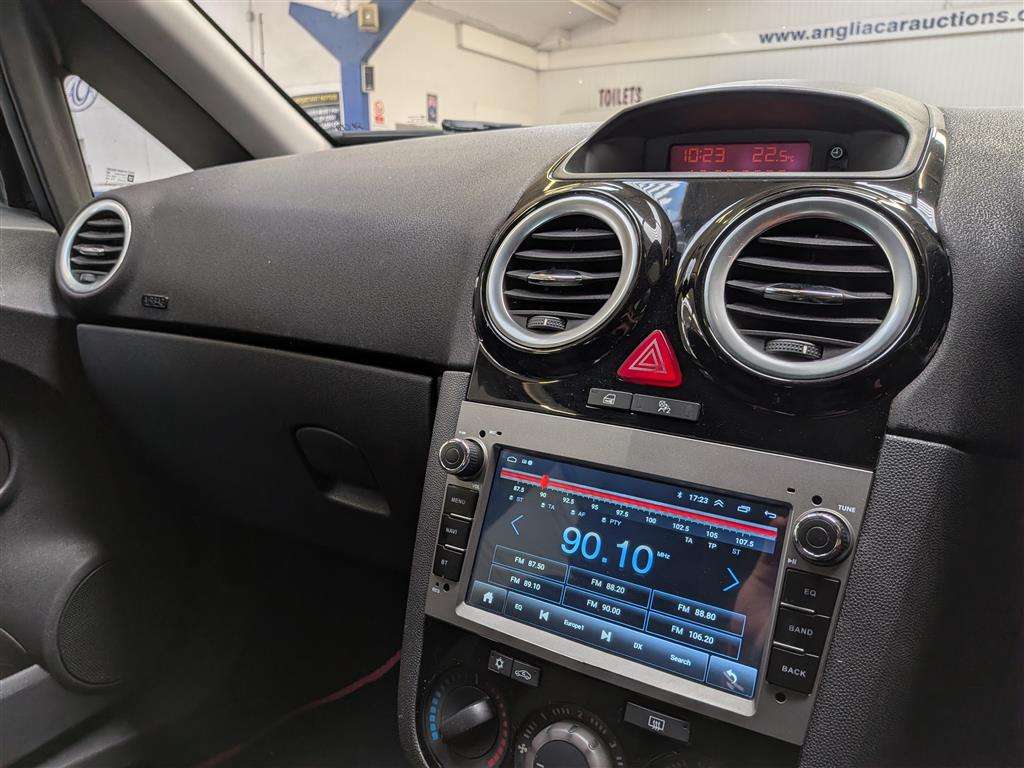<p>2014 VAUXHALL CORSA SXI AC</p>