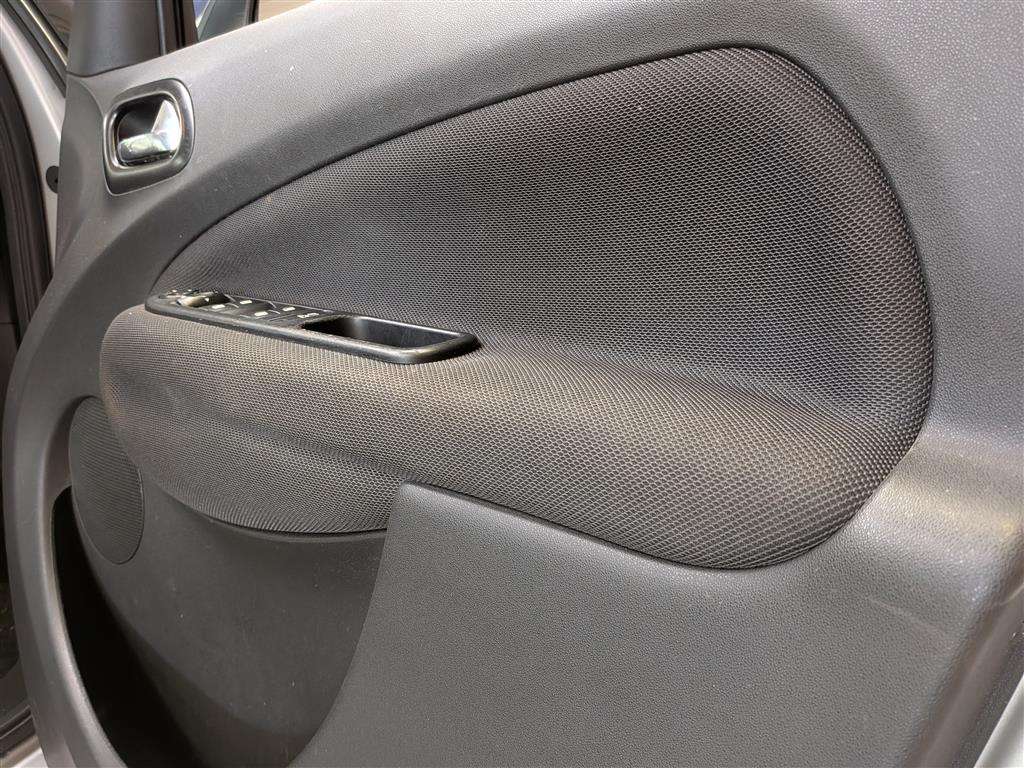 <p>2016 CITROEN C3 PICASSO PLATINUM BLUEH</p>