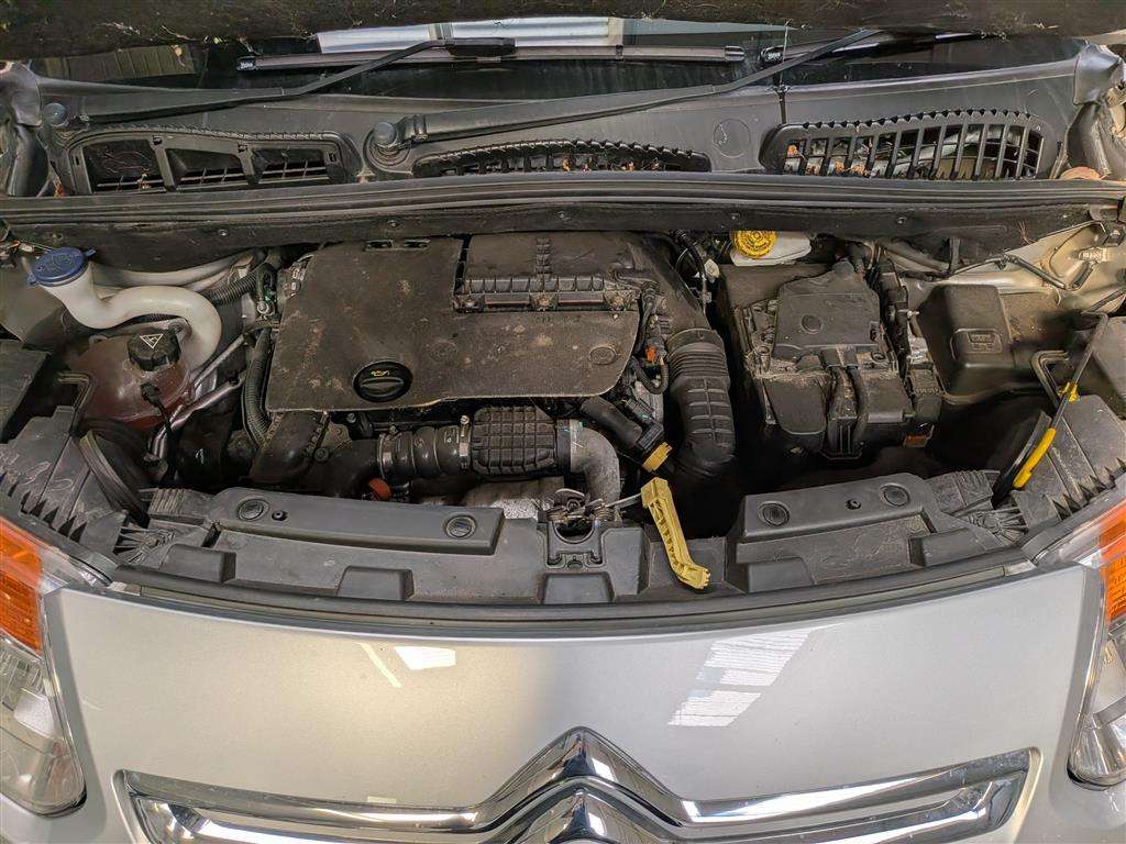 <p>2016 CITROEN C3 PICASSO PLATINUM BLUEH</p>
