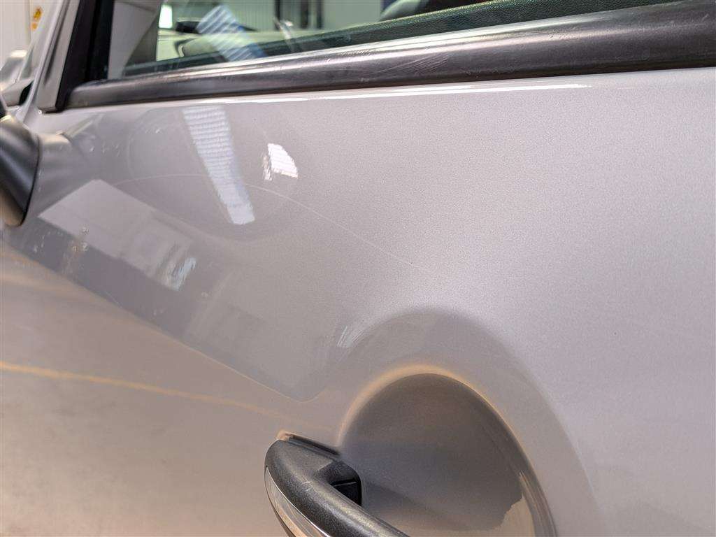 <p>2016 CITROEN C3 PICASSO PLATINUM BLUEH</p>
