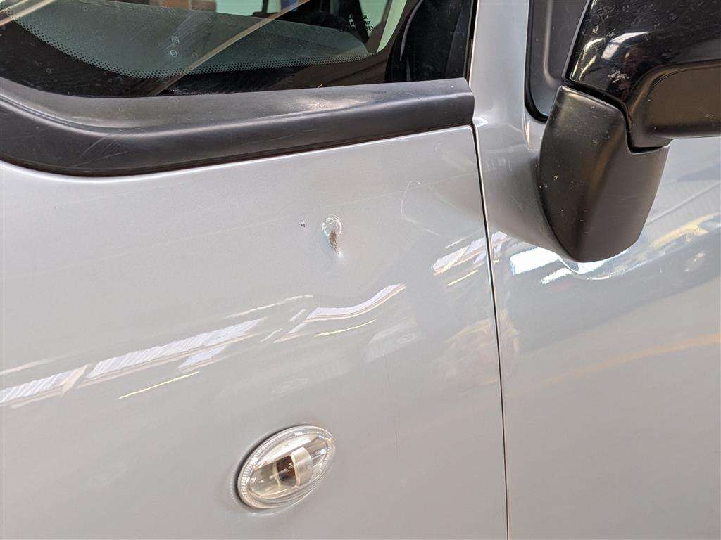 <p>2016 CITROEN C3 PICASSO PLATINUM BLUEH</p>