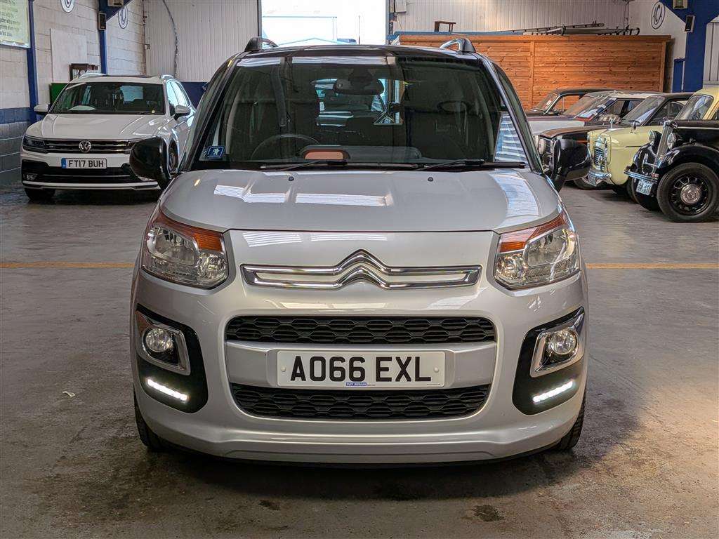 <p>2016 CITROEN C3 PICASSO PLATINUM BLUEH</p>