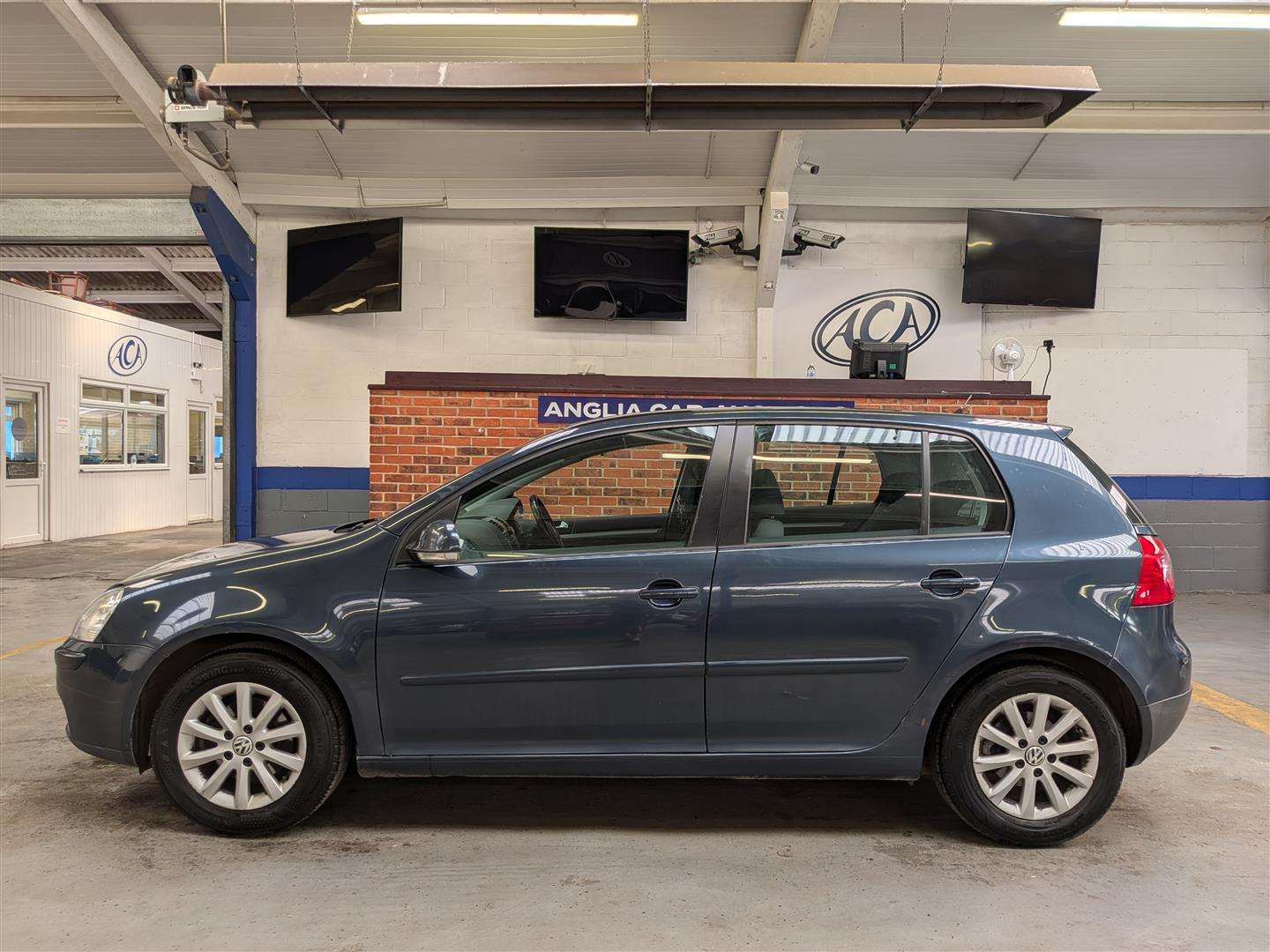 <p>2008 VOLKSWAGEN GOLF MATCH FSI 115</p>
