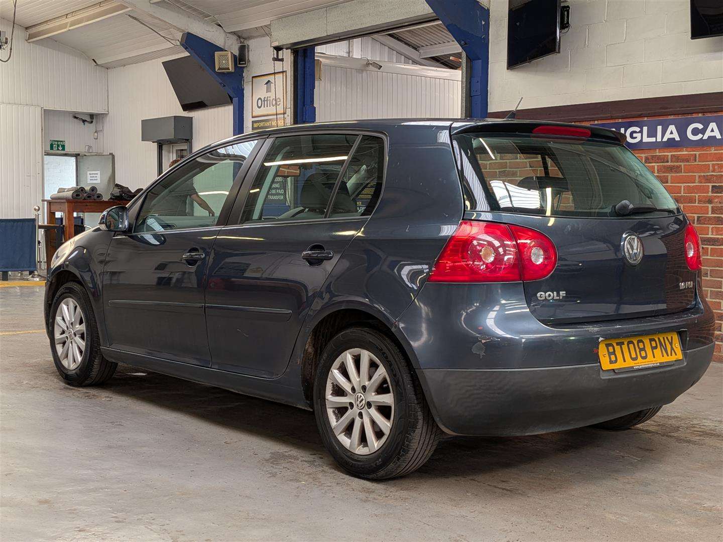 <p>2008 VOLKSWAGEN GOLF MATCH FSI 115</p>