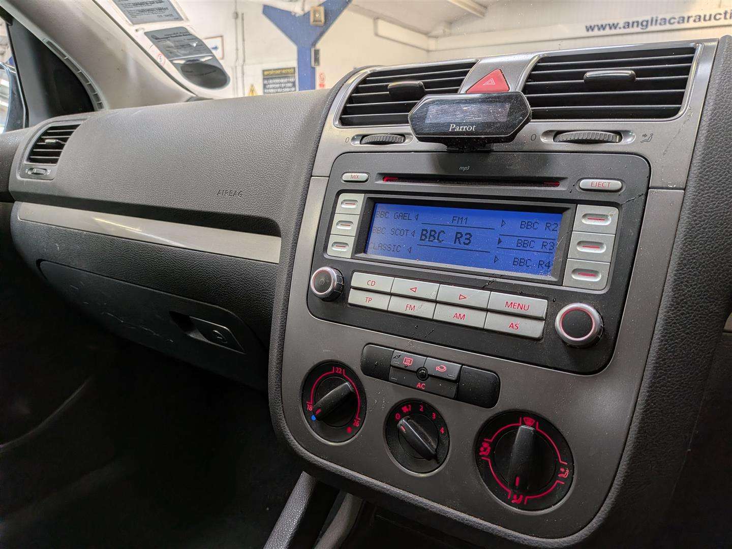 <p>2008 VOLKSWAGEN GOLF MATCH FSI 115</p>