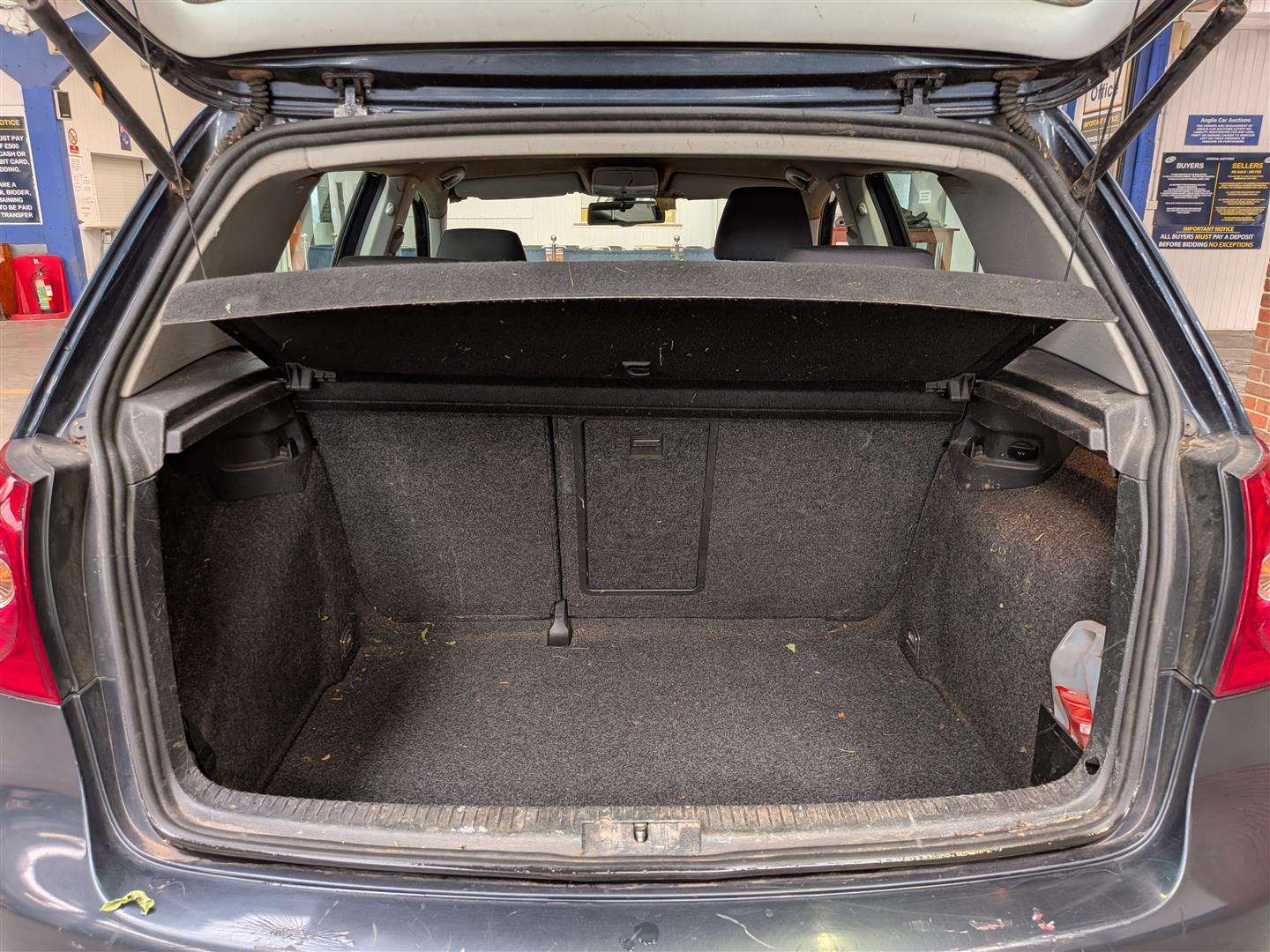 <p>2008 VOLKSWAGEN GOLF MATCH FSI 115</p>