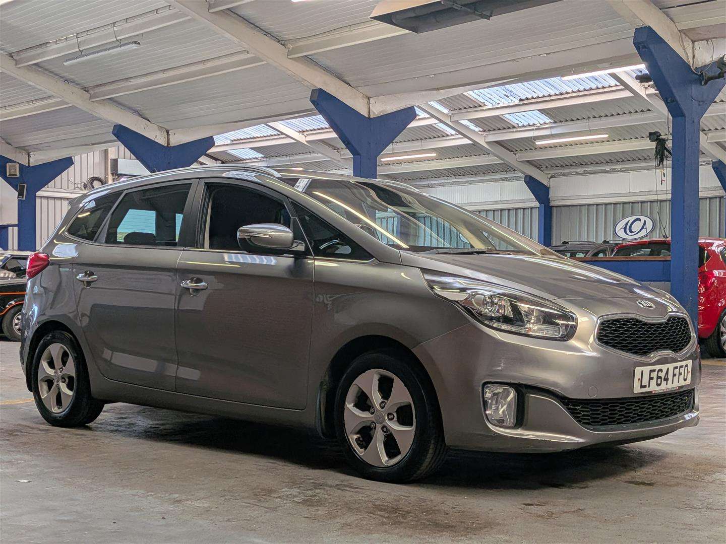 <p>2014 KIA CARENS 2 ECODYNAMICS CRDI</p>