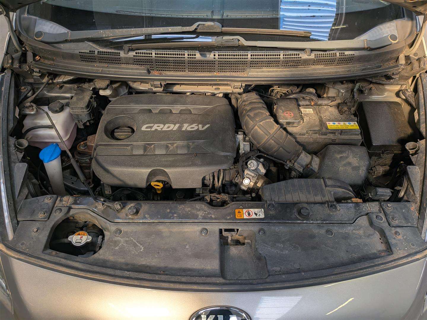 <p>2014 KIA CARENS 2 ECODYNAMICS CRDI</p>