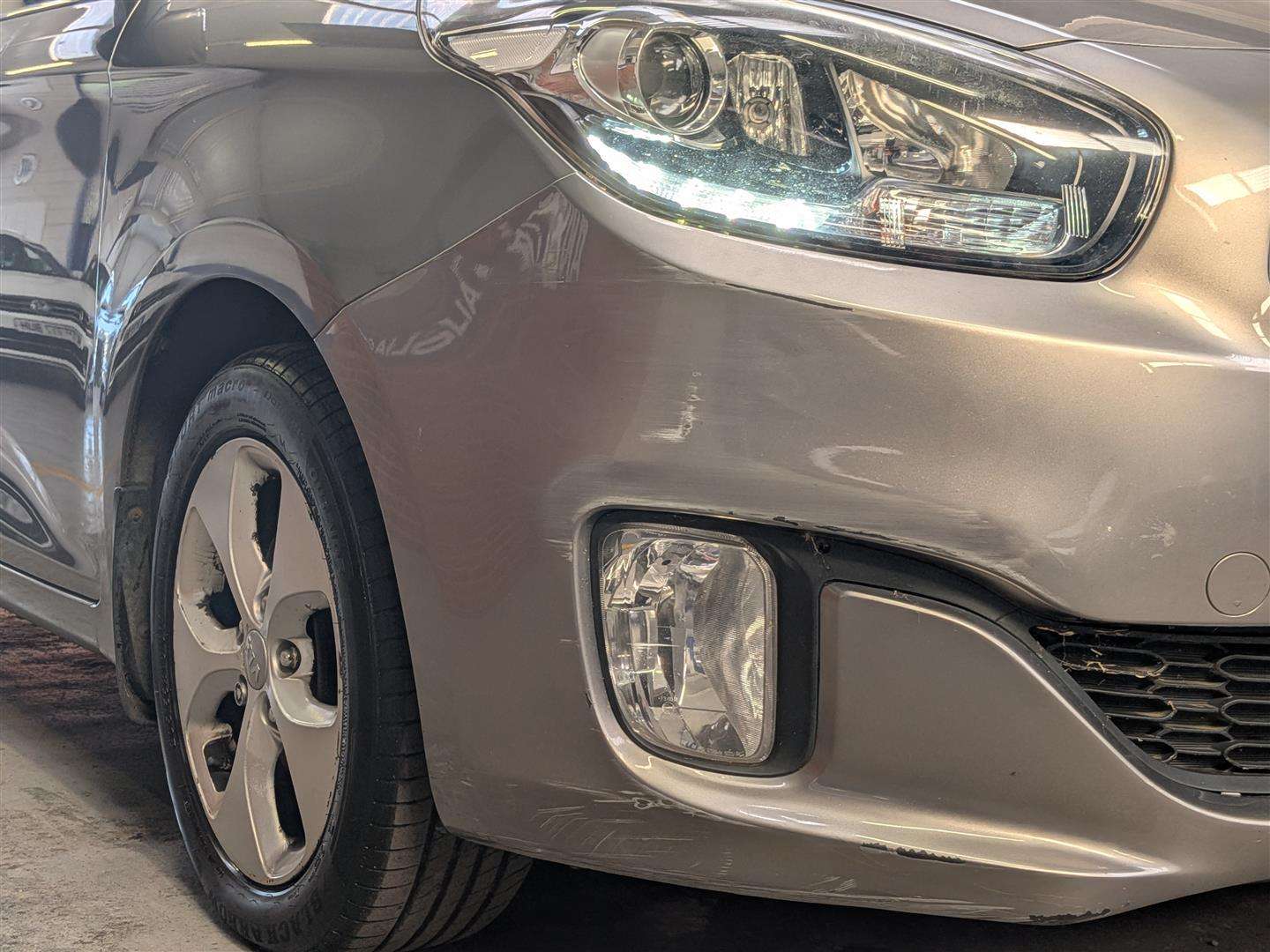 <p>2014 KIA CARENS 2 ECODYNAMICS CRDI</p>