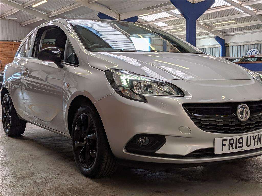 <p>2019 VAUXHALL CORSA GRIFFIN</p>